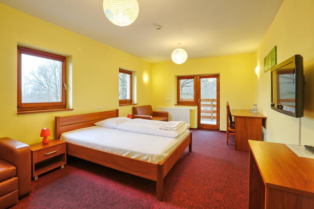 Hotel Tenis Chrzastowice Room photo