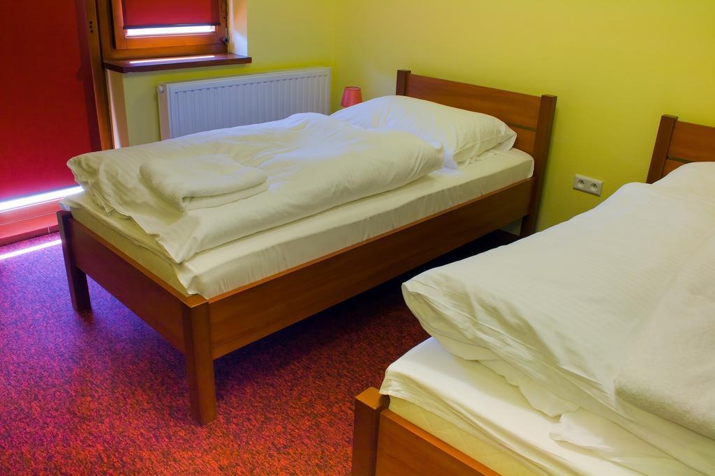 Hotel Tenis Chrzastowice Room photo