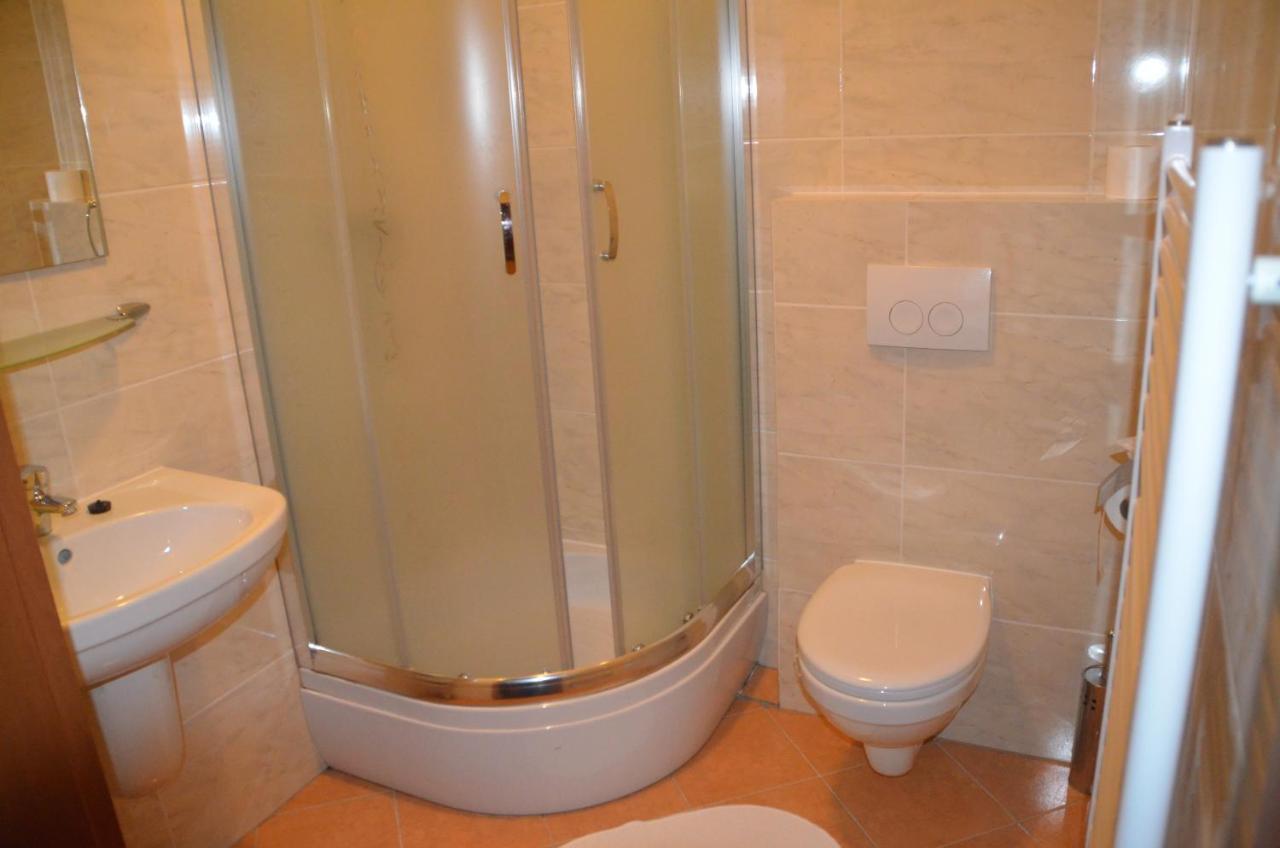 Hotel Tenis Chrzastowice Room photo